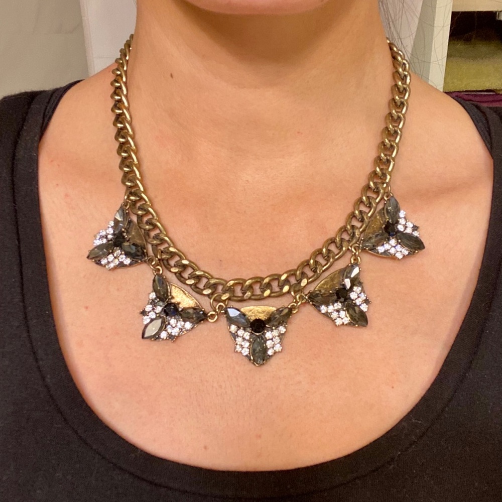 Statement necklace